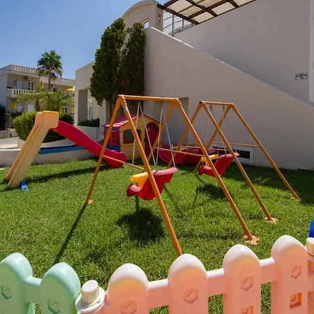 Toxo Aparthotel 3*